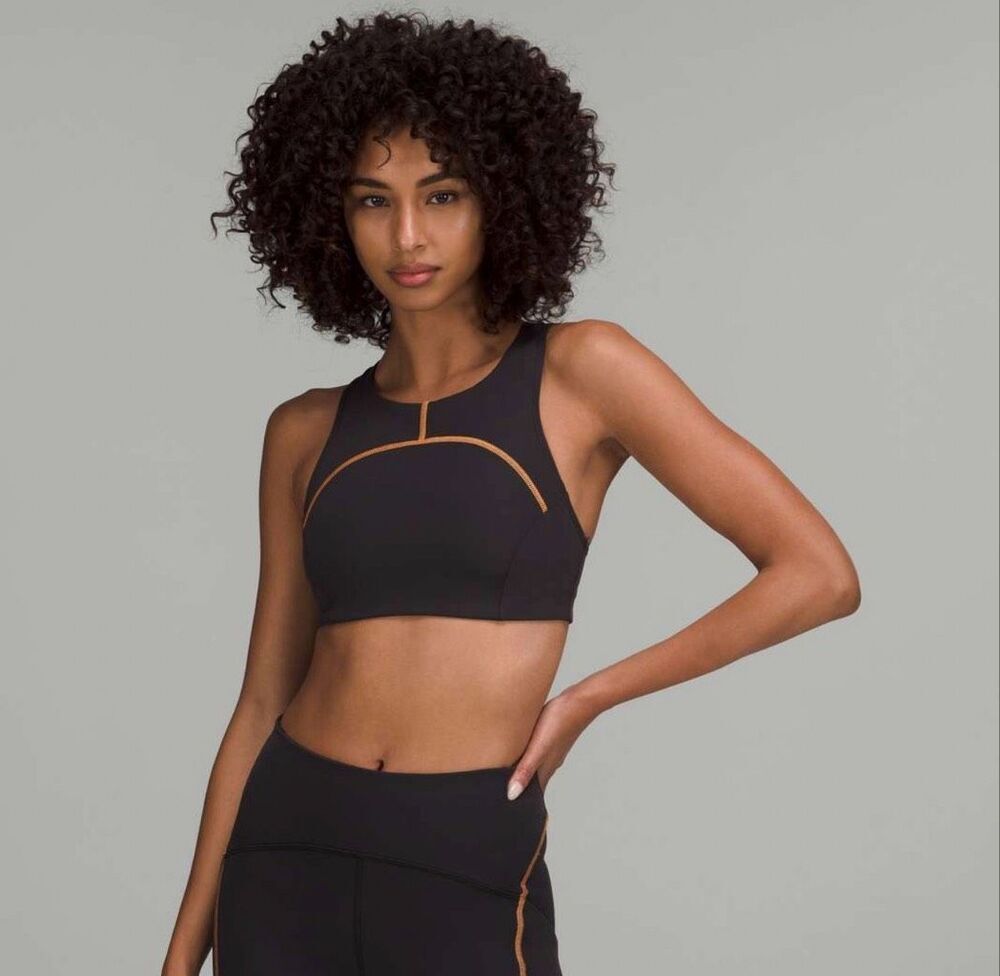 Lululemon Tough Train High-Neck sports Bra Medium Support Sz 10